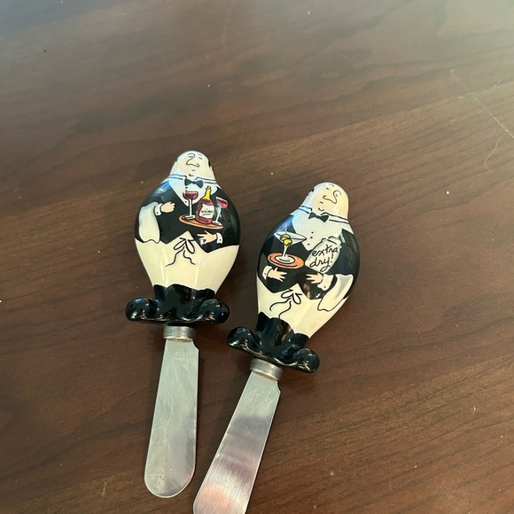 Mud Pie Black and White Vintage Kitchen Butter Knives - Set of TWO - Picture 5 of 5